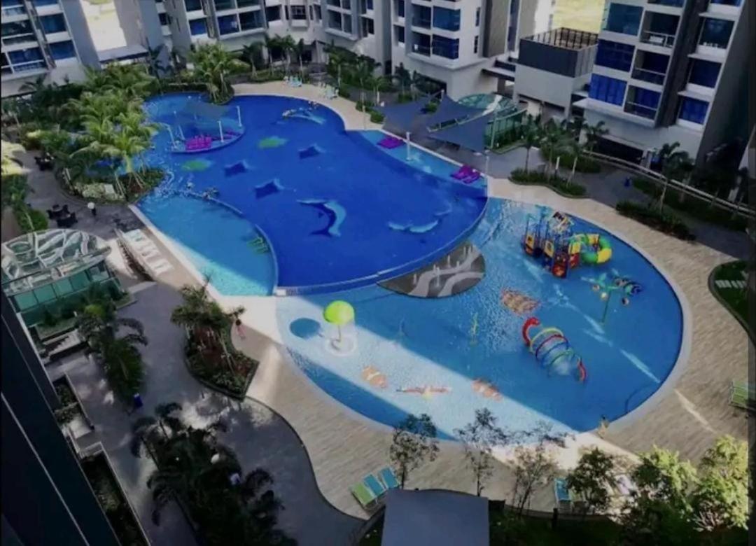 Atlantis Residences Melaka With 10-20 Pax L 3Km Jonker Exterior foto